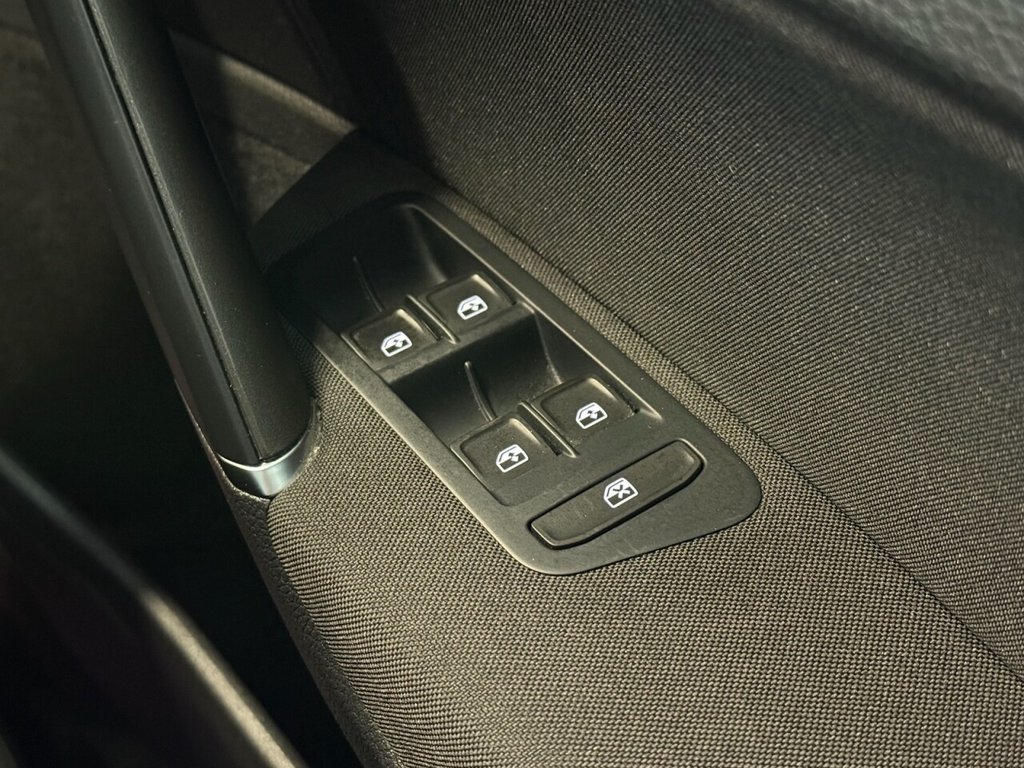 Used Volkswagen Golf 2018 for sale - 76640393: Photo 10