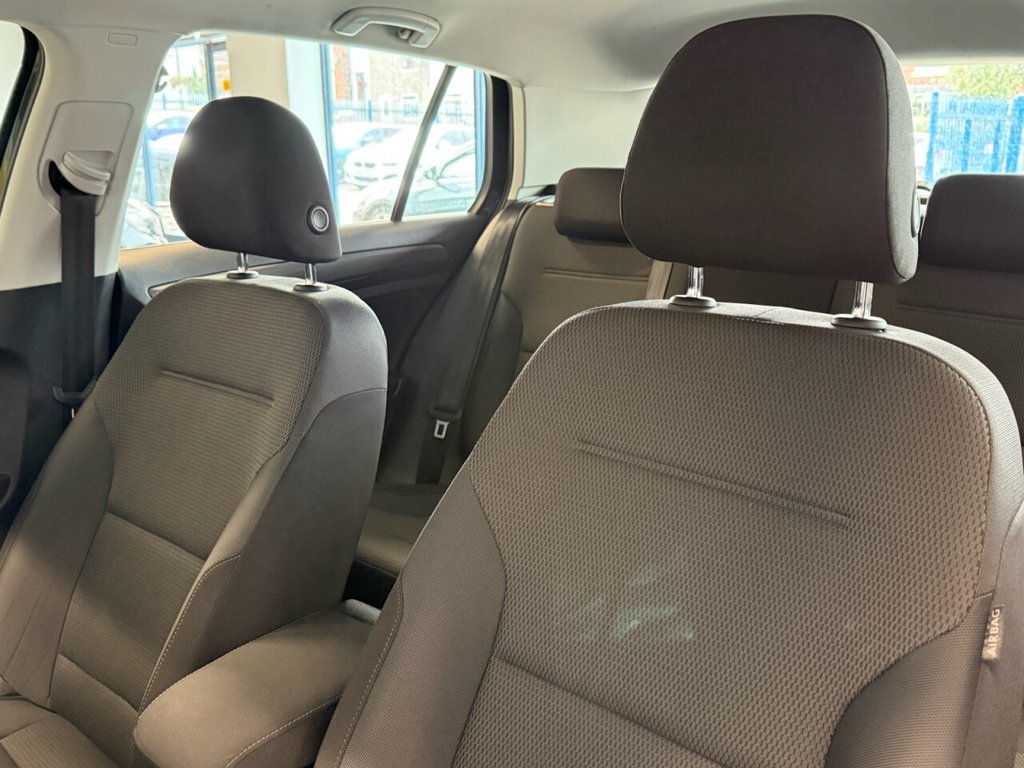 Used Volkswagen Golf 2018 for sale - 76640393: Photo 18