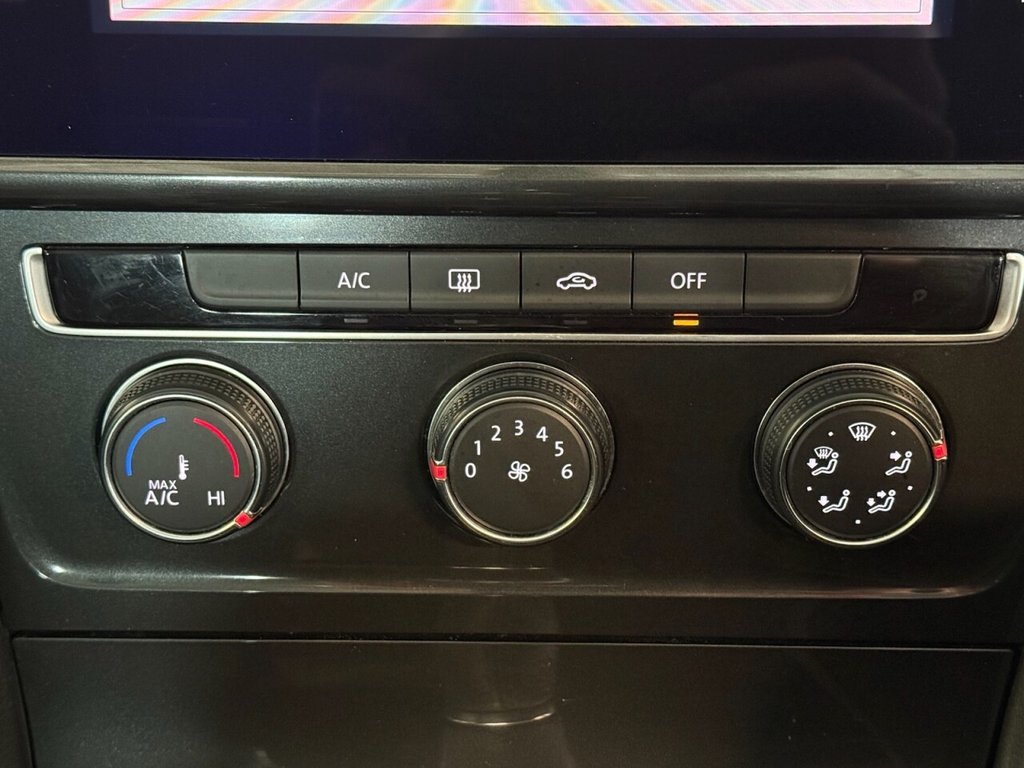 Used Volkswagen Golf 2018 for sale - 76640393: Photo 24