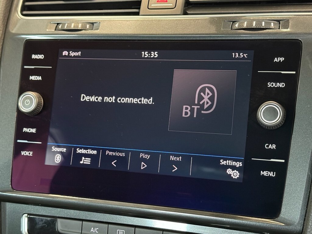 Used Volkswagen Golf 2018 for sale - 76640393: Photo 26