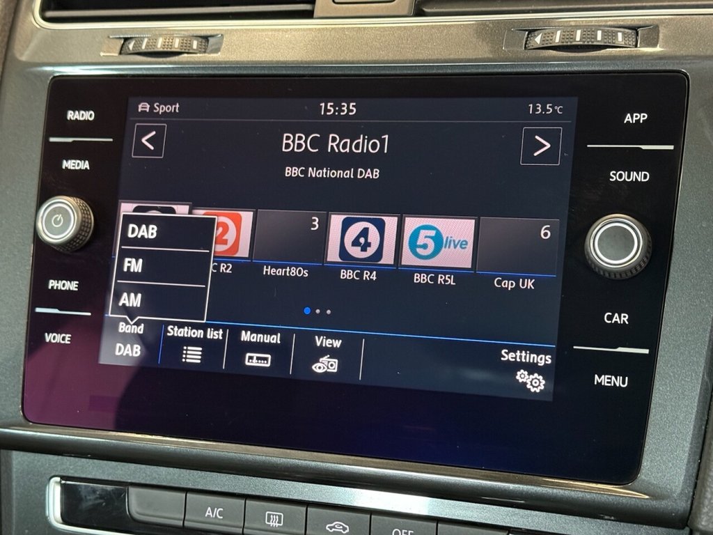 Used Volkswagen Golf 2018 for sale - 76640393: Photo 33