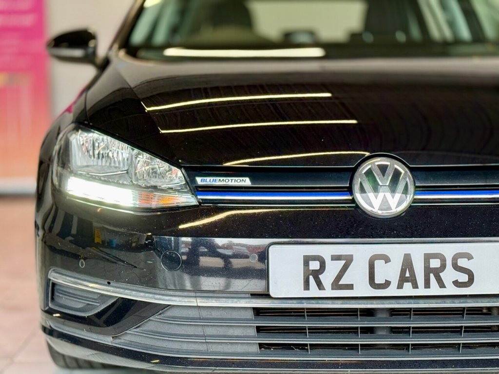 Used Volkswagen Golf 2018 for sale - 76640393: Photo 36