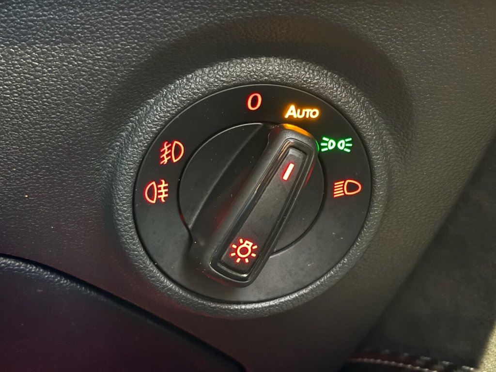 Used SEAT Leon 2020 for sale - 76640394: Photo 8