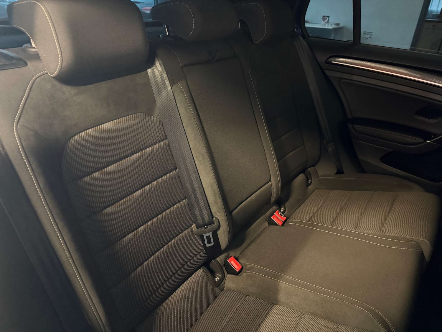 Used Volkswagen Golf 2017 for sale - 77394905: Photo 32