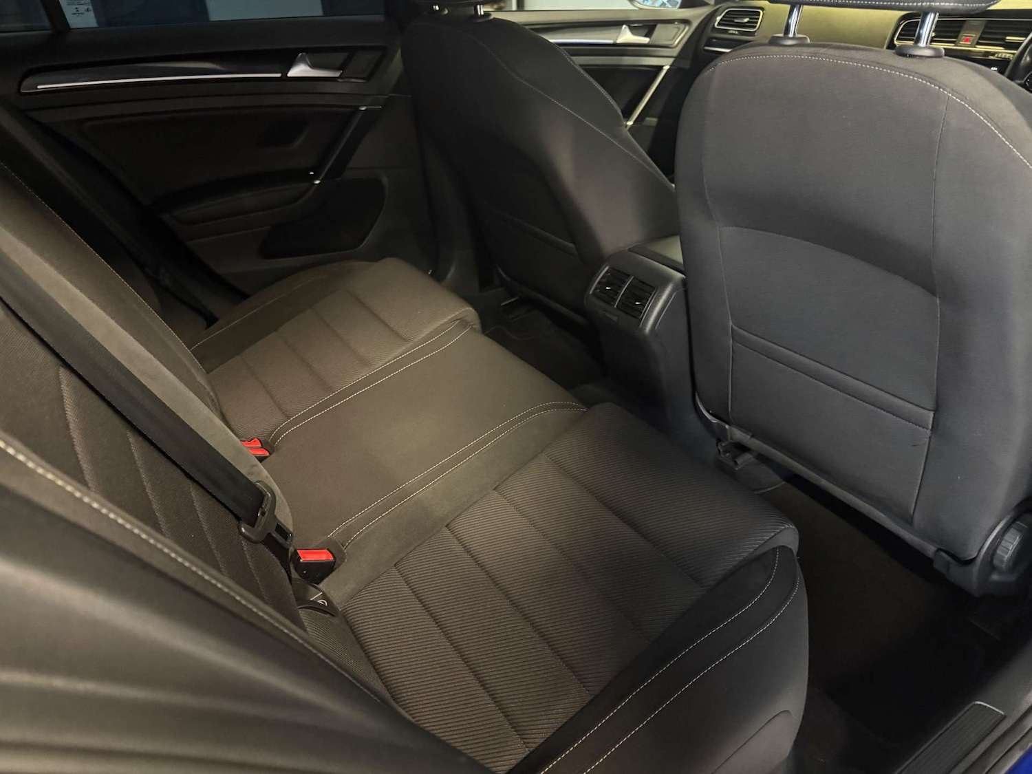 Used Volkswagen Golf 2017 for sale - 77394905: Photo 33