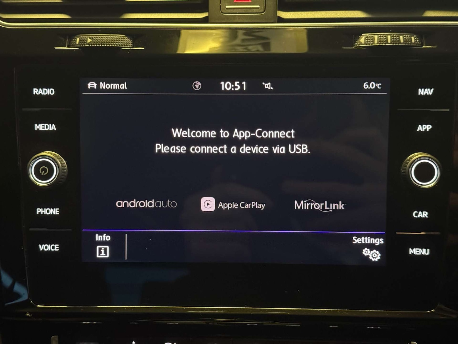 Used Volkswagen Golf 2017 for sale - 77394905: Photo 44