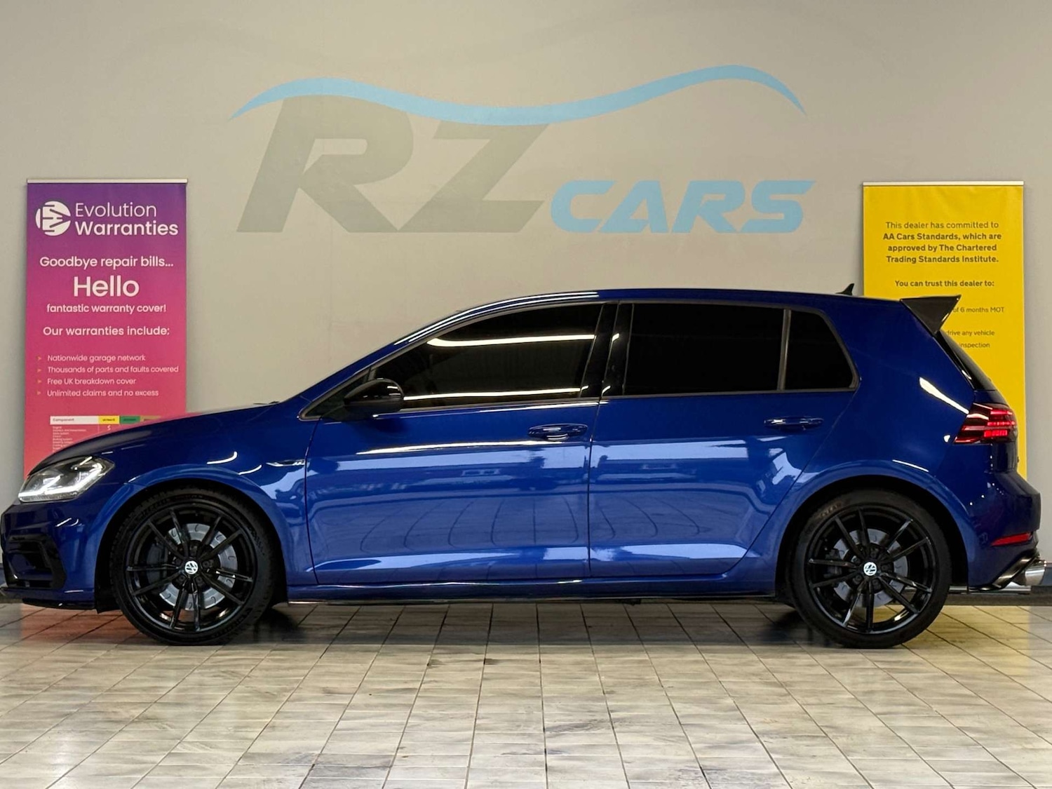 Used Volkswagen Golf 2017 for sale - 77394905: Photo 9