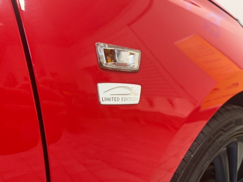 Used Vauxhall Corsa 2015 for sale - 76640404: Photo 2