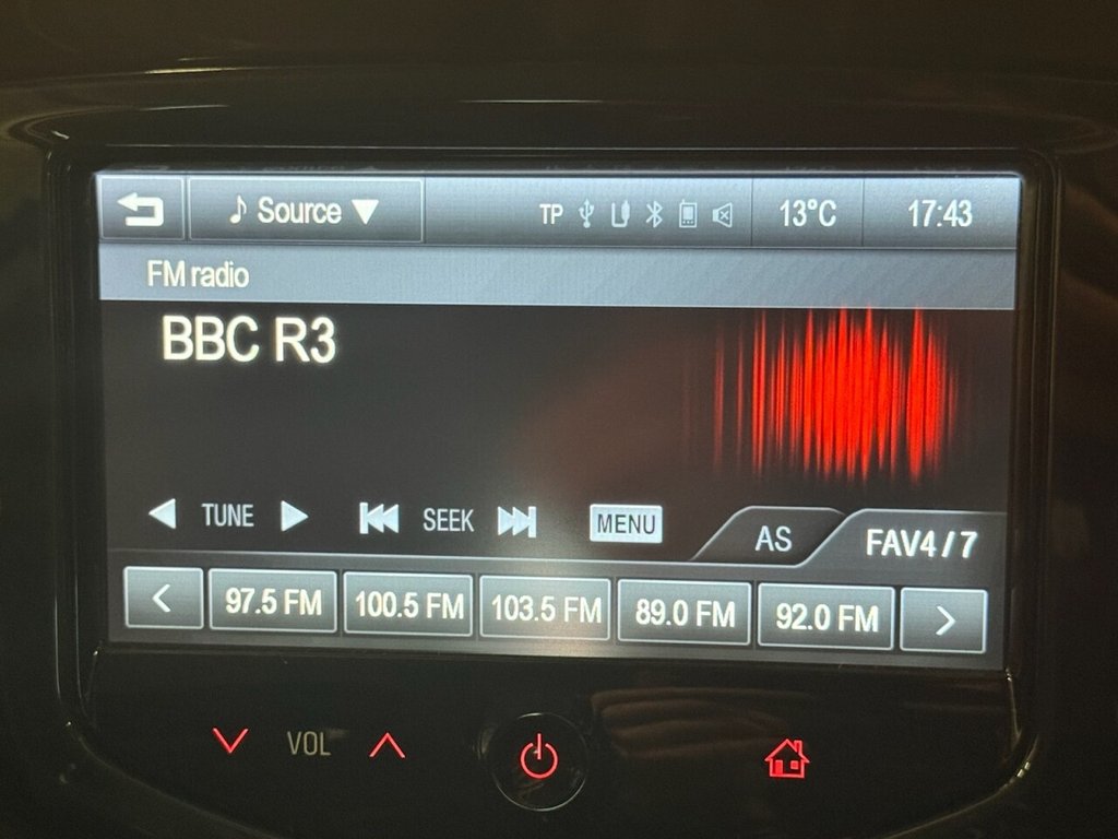 Used Vauxhall Corsa 2015 for sale - 76640404: Photo 32