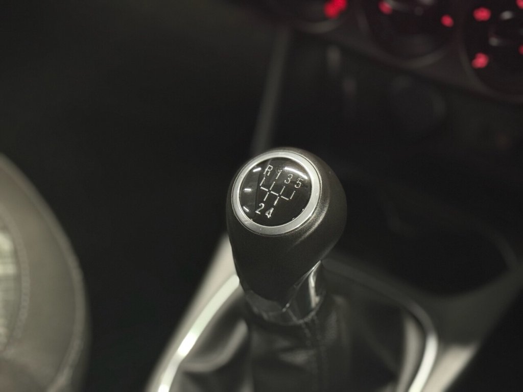 Used Vauxhall Corsa 2015 for sale - 76640404: Photo 8