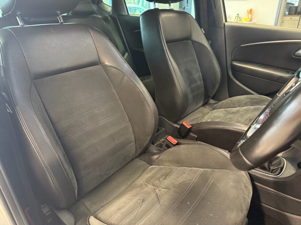 Used Volkswagen Polo 2016 for sale - 76640406: Photo 32