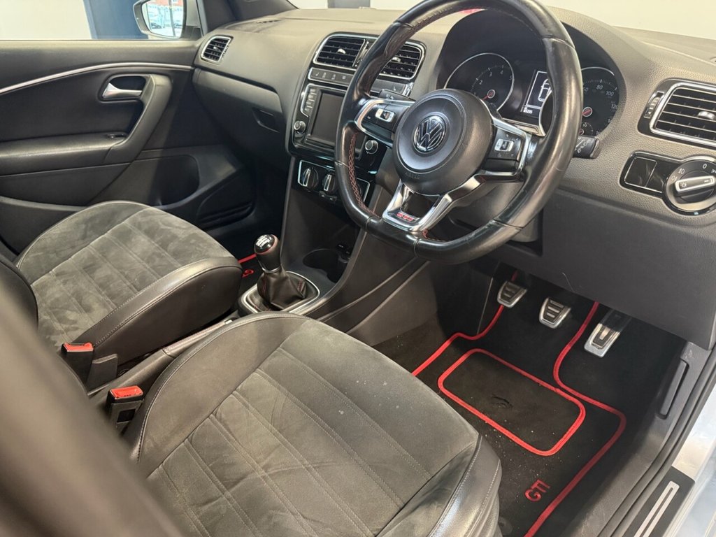 Used Volkswagen Polo 2016 for sale - 76640406: Photo 35