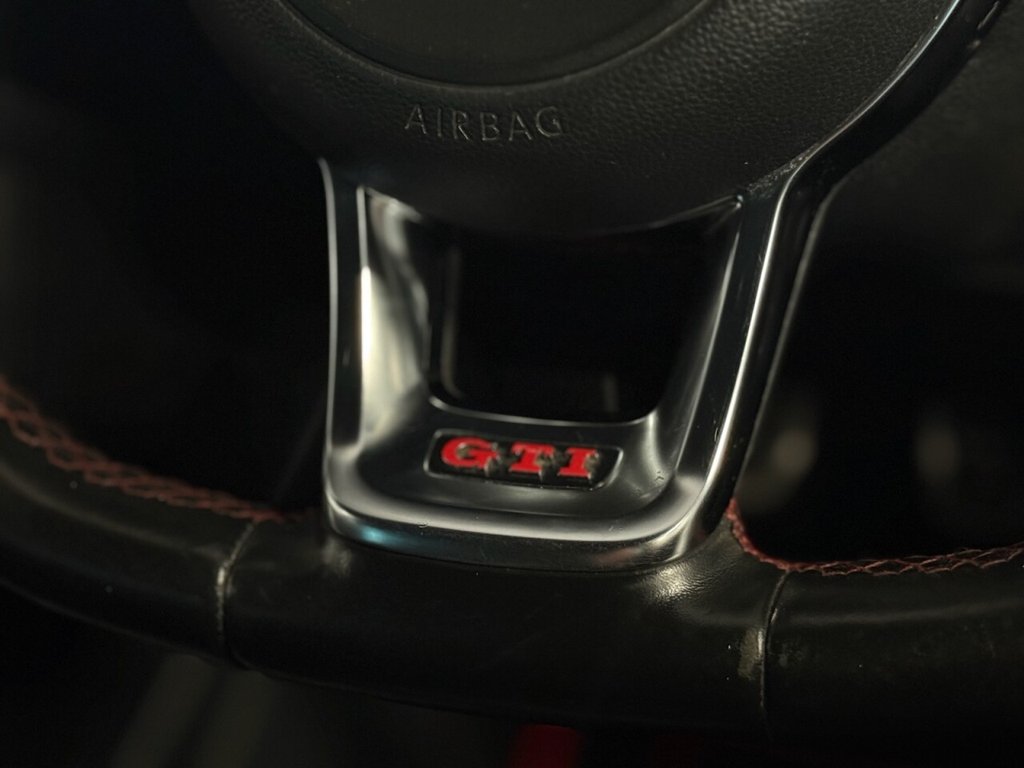 Used Volkswagen Polo 2016 for sale - 76640406: Photo 40