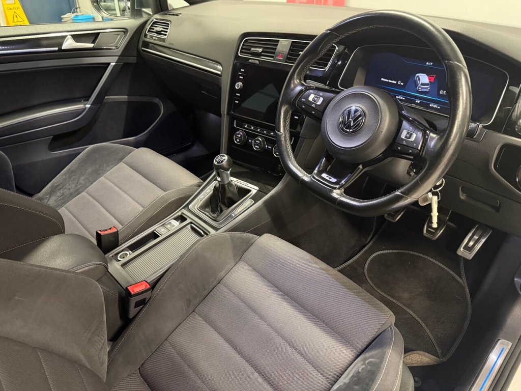 Used Volkswagen Golf 2018 for sale - 76640408: Photo 20