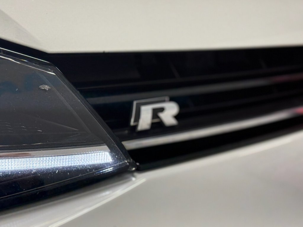 Used Volkswagen Golf 2018 for sale - 76640408: Photo 3