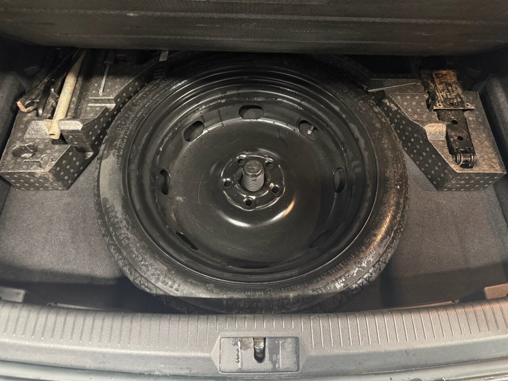 Used Volkswagen Golf 2018 for sale - 76640408: Photo 31