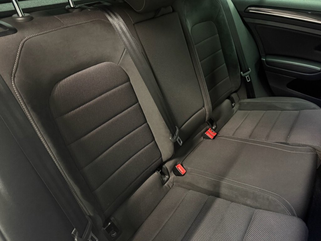 Used Volkswagen Golf 2018 for sale - 76640408: Photo 33