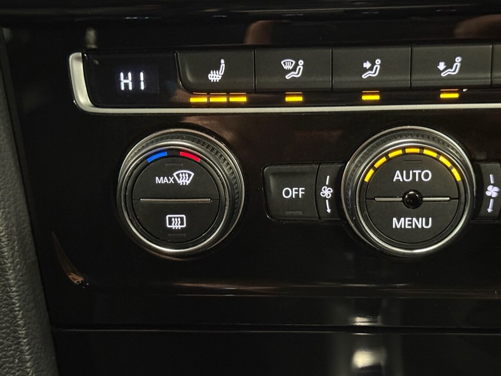 Used Volkswagen Golf 2018 for sale - 76640408: Photo 42