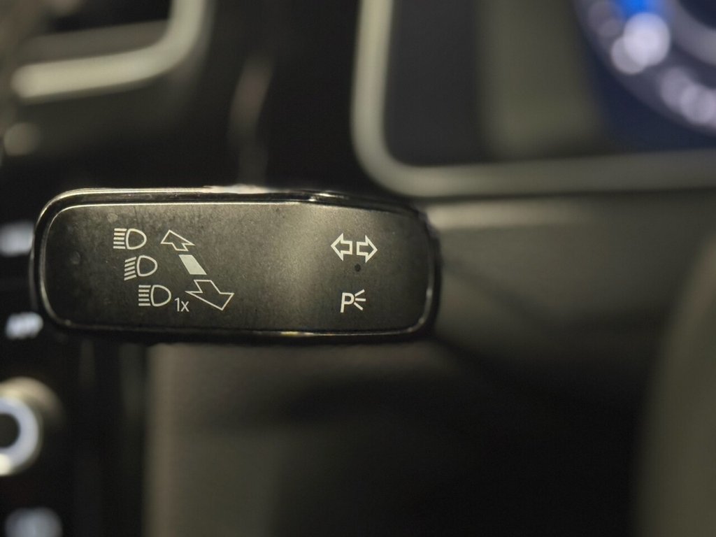 Used Volkswagen Golf 2018 for sale - 76640408: Photo 47