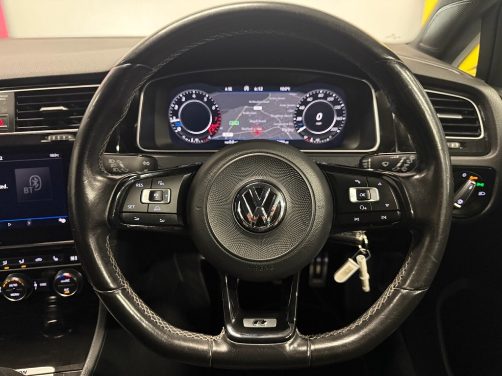 Used Volkswagen Golf 2018 for sale - 76640408: Photo 7