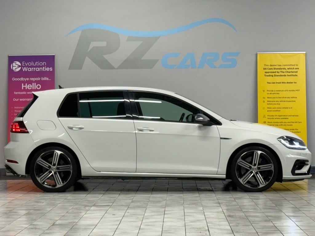 Used Volkswagen Golf 2018 for sale - 76640408: Photo 8