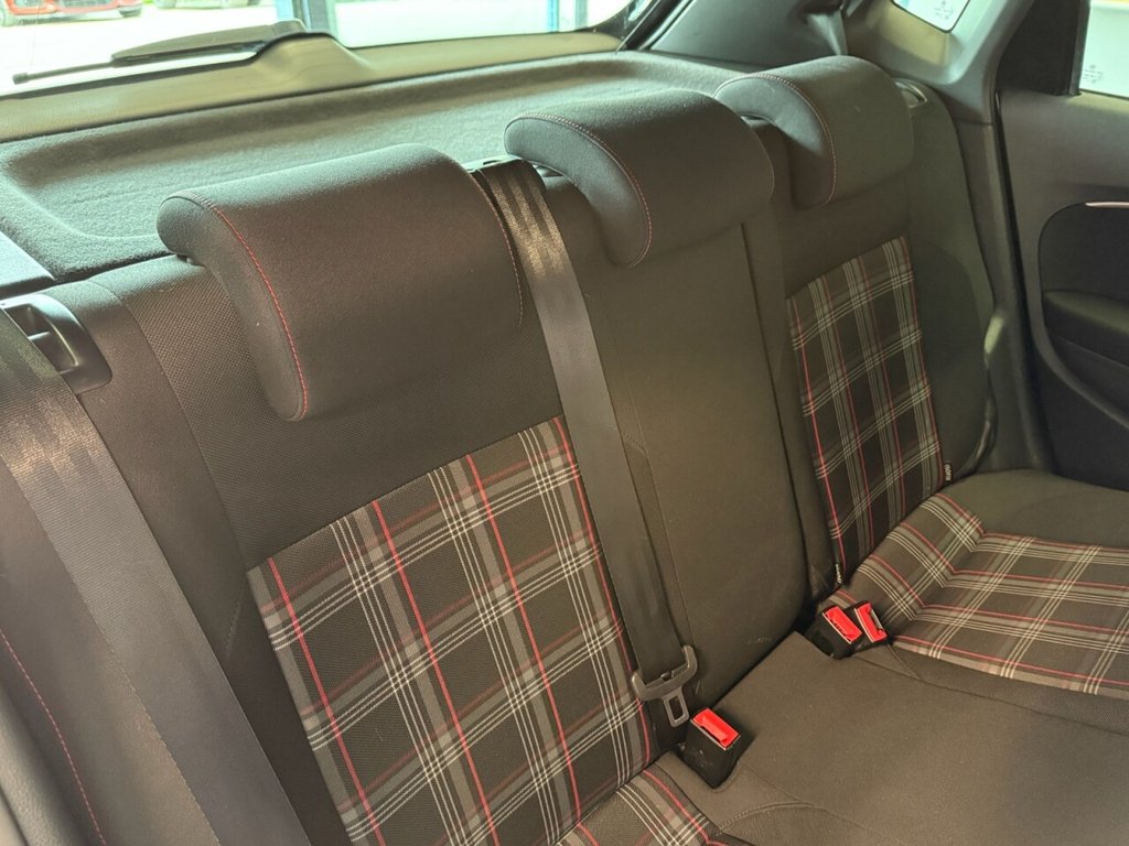 Used Volkswagen Polo 2017 for sale - 76640395: Photo 31