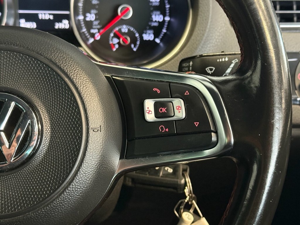 Used Volkswagen Polo 2017 for sale - 76640395: Photo 6