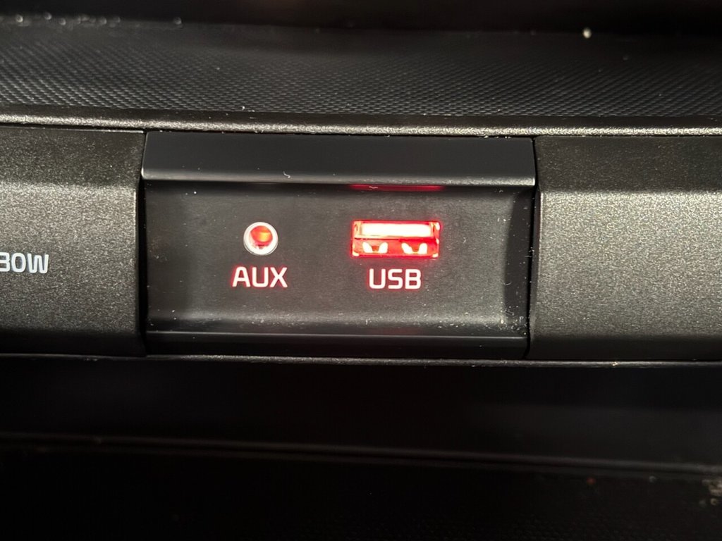 Used Kia Stonic 2020 for sale - 76640396: Photo 14