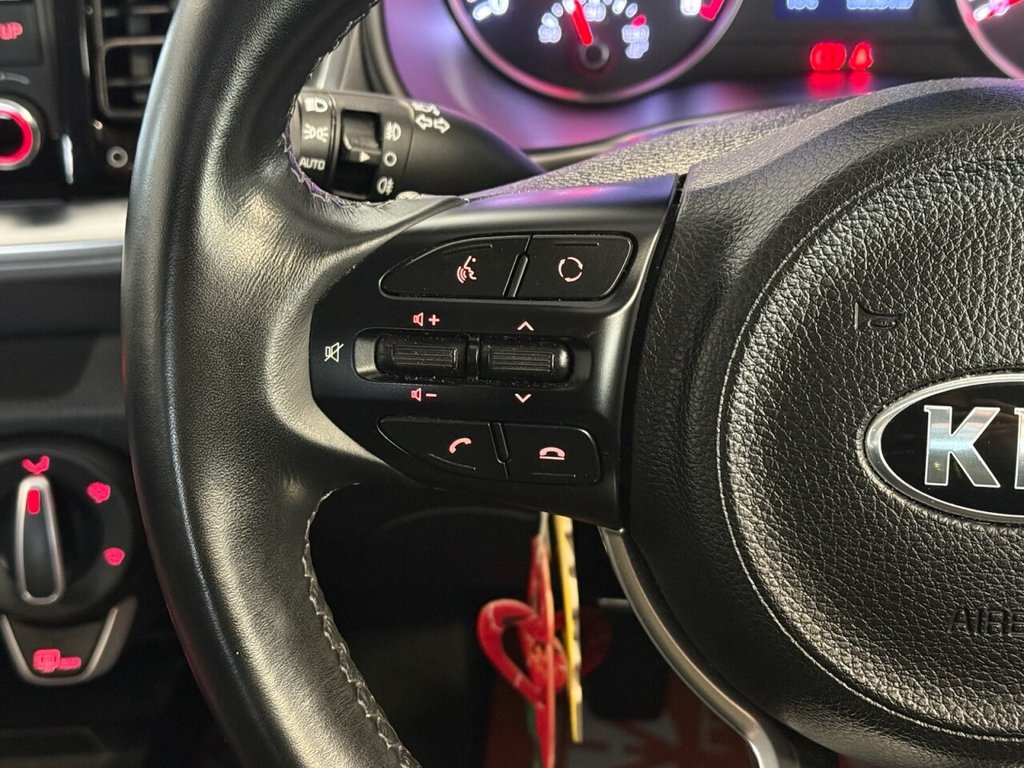 Used Kia Stonic 2020 for sale - 76640396: Photo 20