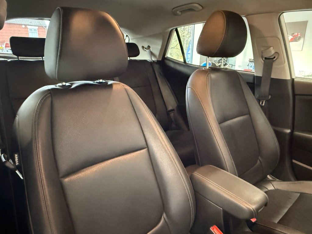 Used Kia Stonic 2020 for sale - 76640396: Photo 3