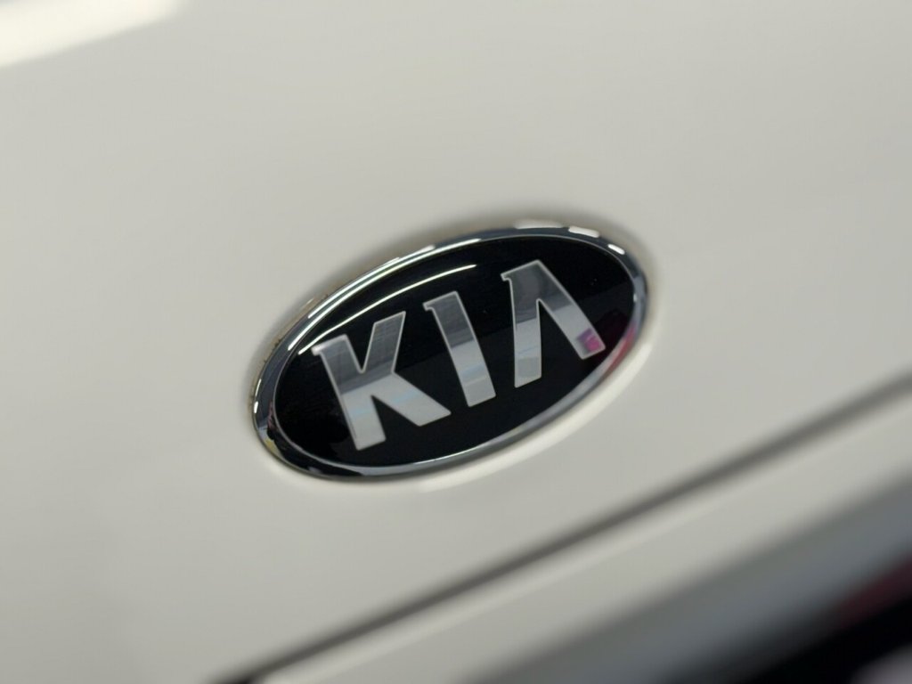 Used Kia Stonic 2020 for sale - 76640396: Photo 32