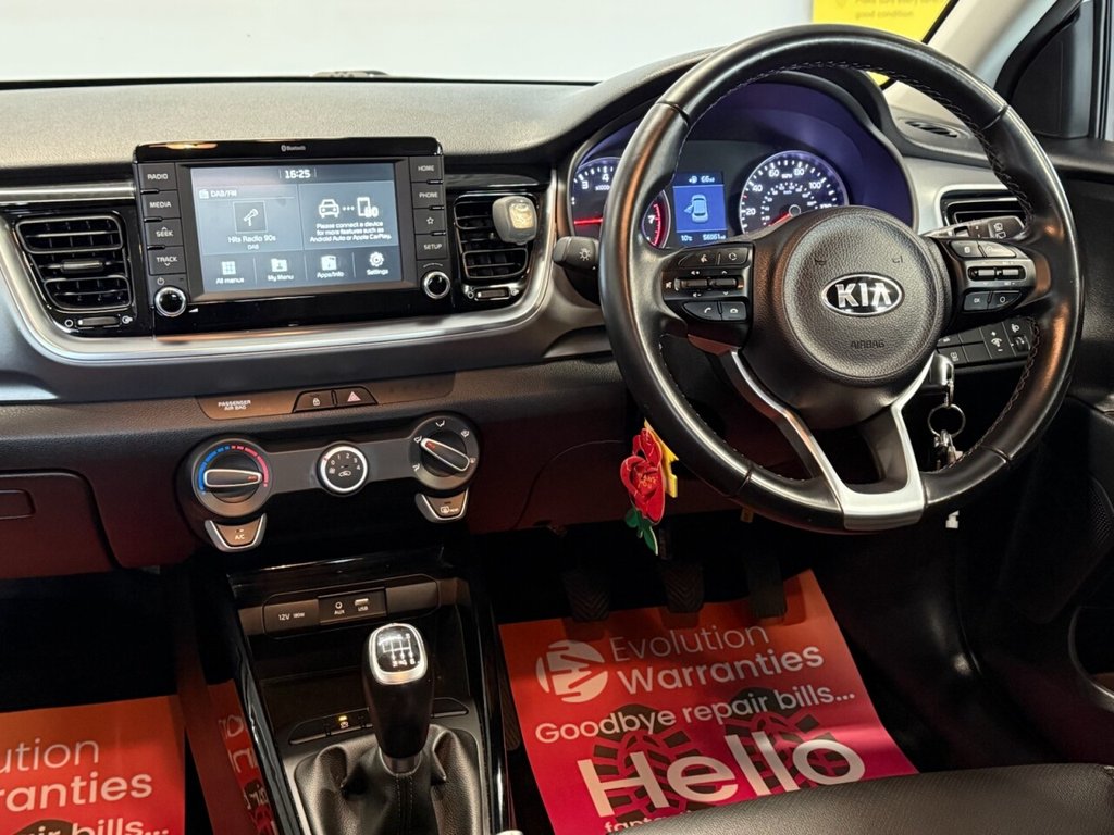 Used Kia Stonic 2020 for sale - 76640396: Photo 39