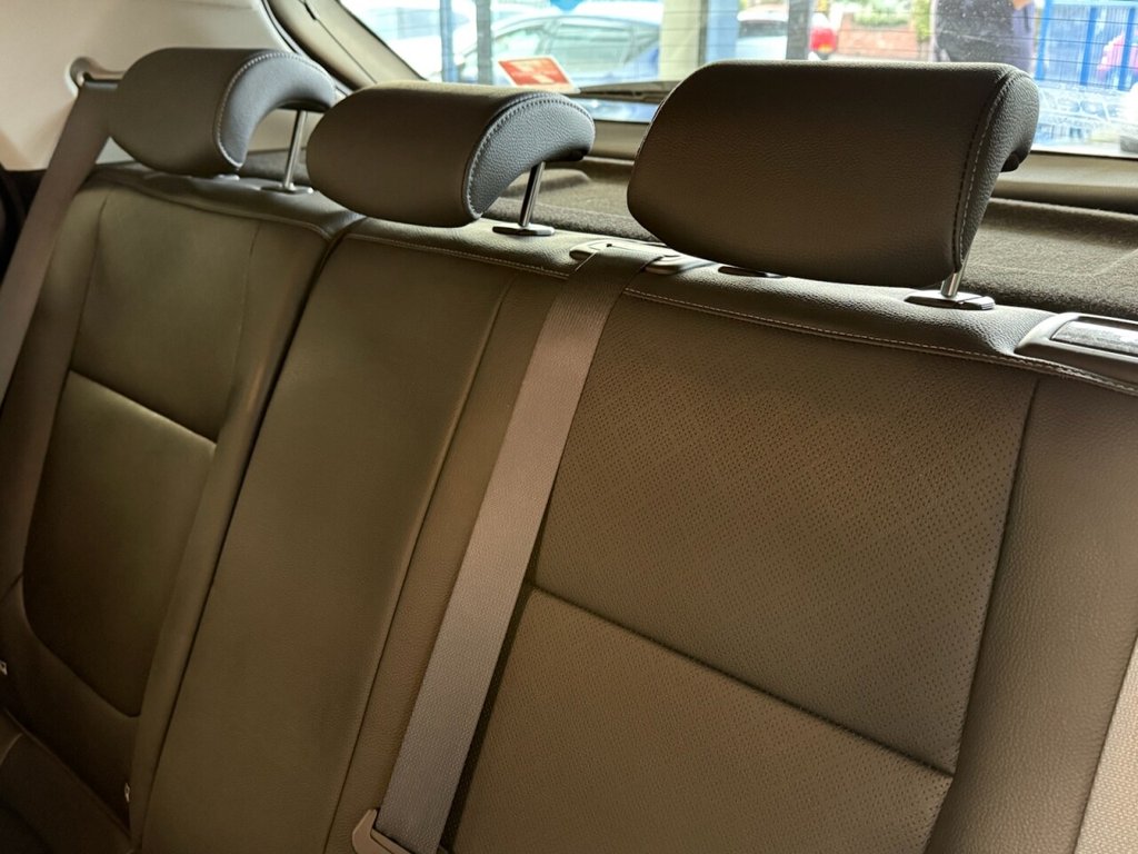 Used Kia Stonic 2020 for sale - 76640396: Photo 41