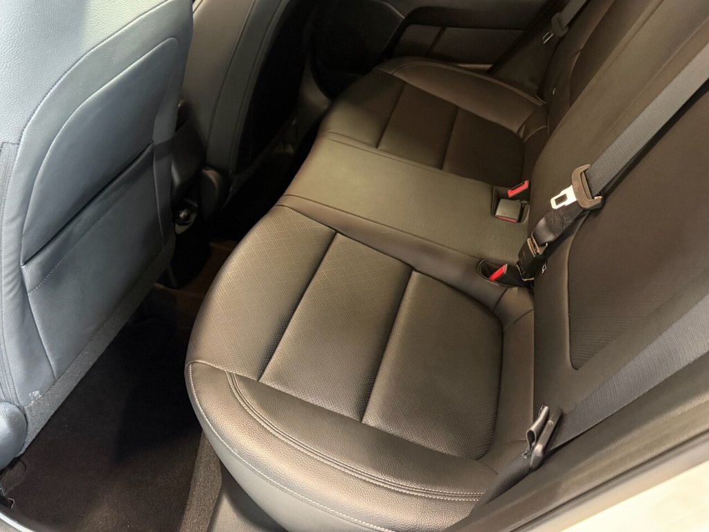 Used Kia Stonic 2020 for sale - 76640396: Photo 43