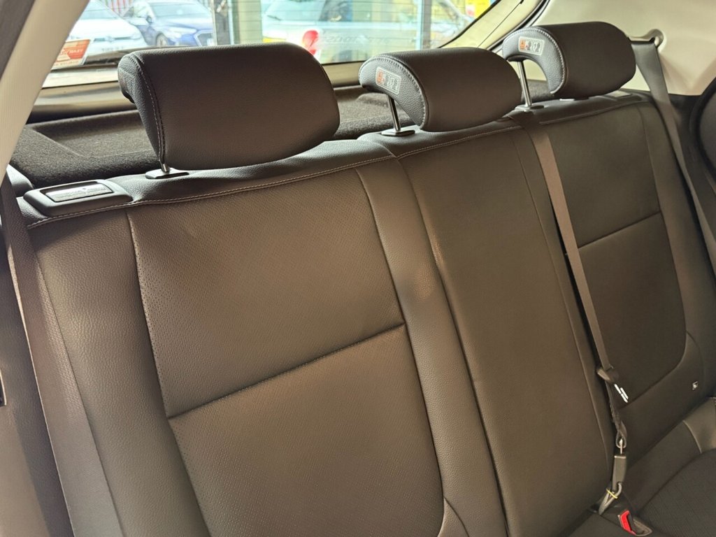 Used Kia Stonic 2020 for sale - 76640396: Photo 46