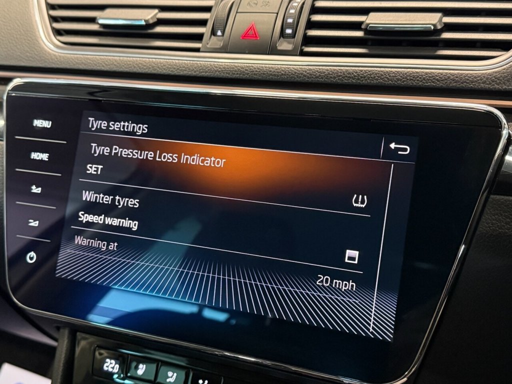 Used Skoda Superb 2019 for sale - 76640400: Photo 14