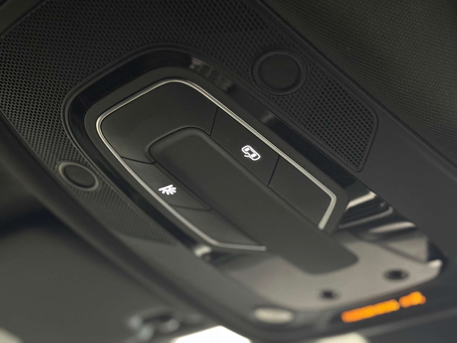 Used Audi A4 2017 for sale - 77682109: Photo 40