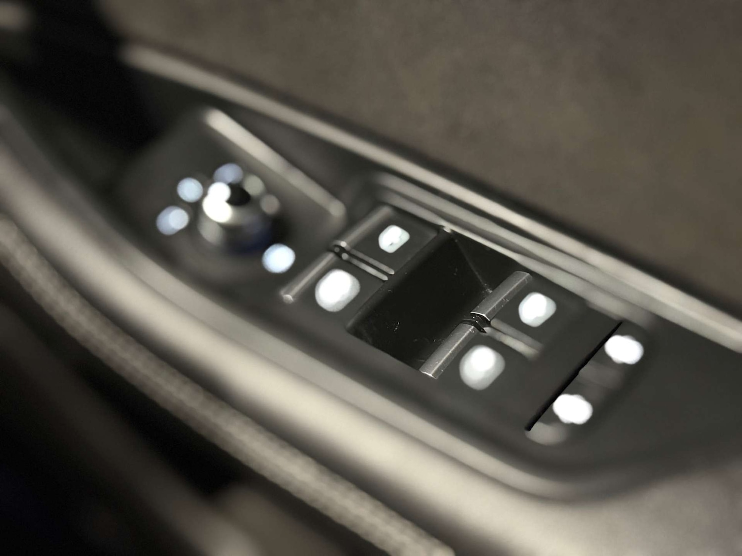 Used Audi A4 2017 for sale - 77682109: Photo 41