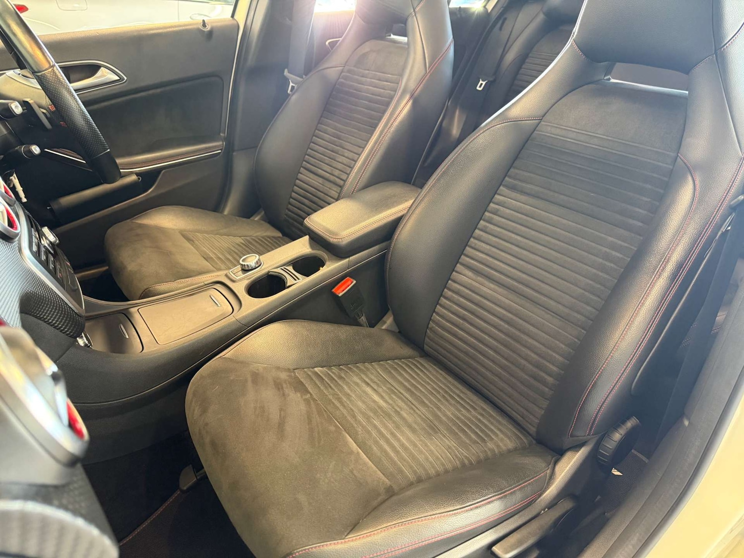 Used Mercedes-Benz A-Class 2014 for sale - 78122990: Photo 28