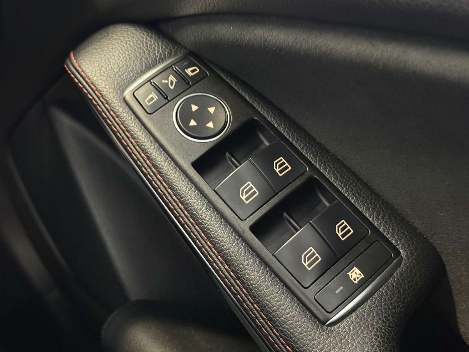 Used Mercedes-Benz A-Class 2014 for sale - 78122990: Photo 41