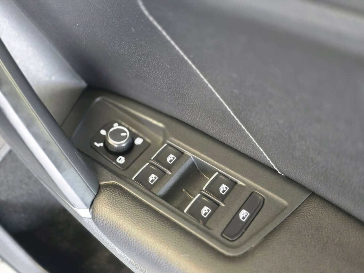 Used Volkswagen Tiguan 2017 for sale - 77483343: Photo 43