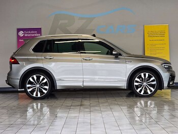 Used Volkswagen Tiguan 2017 for sale - 77483343: Photo