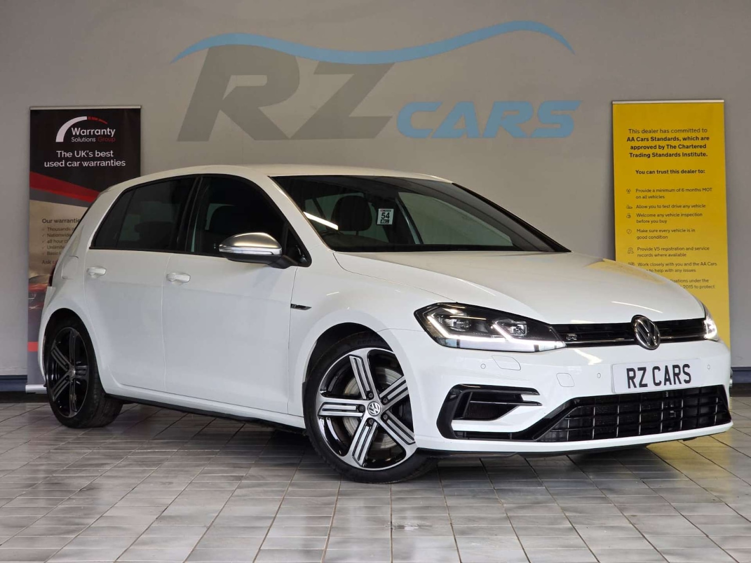 Used Volkswagen Golf 2018 for sale - 77906913: Photo 1