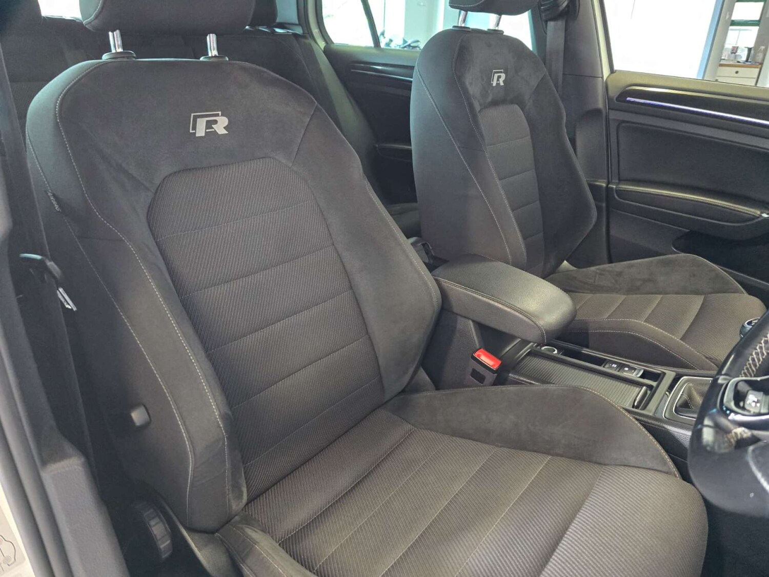 Used Volkswagen Golf 2018 for sale - 77906913: Photo 14