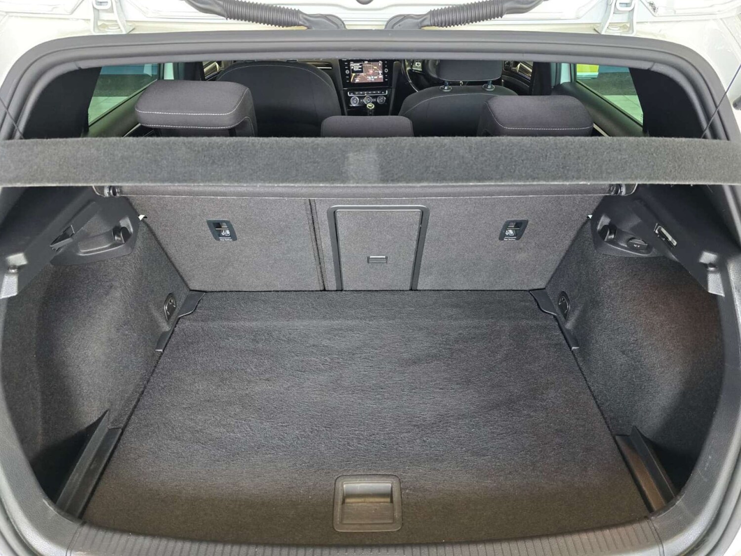 Used Volkswagen Golf 2018 for sale - 77906913: Photo 17