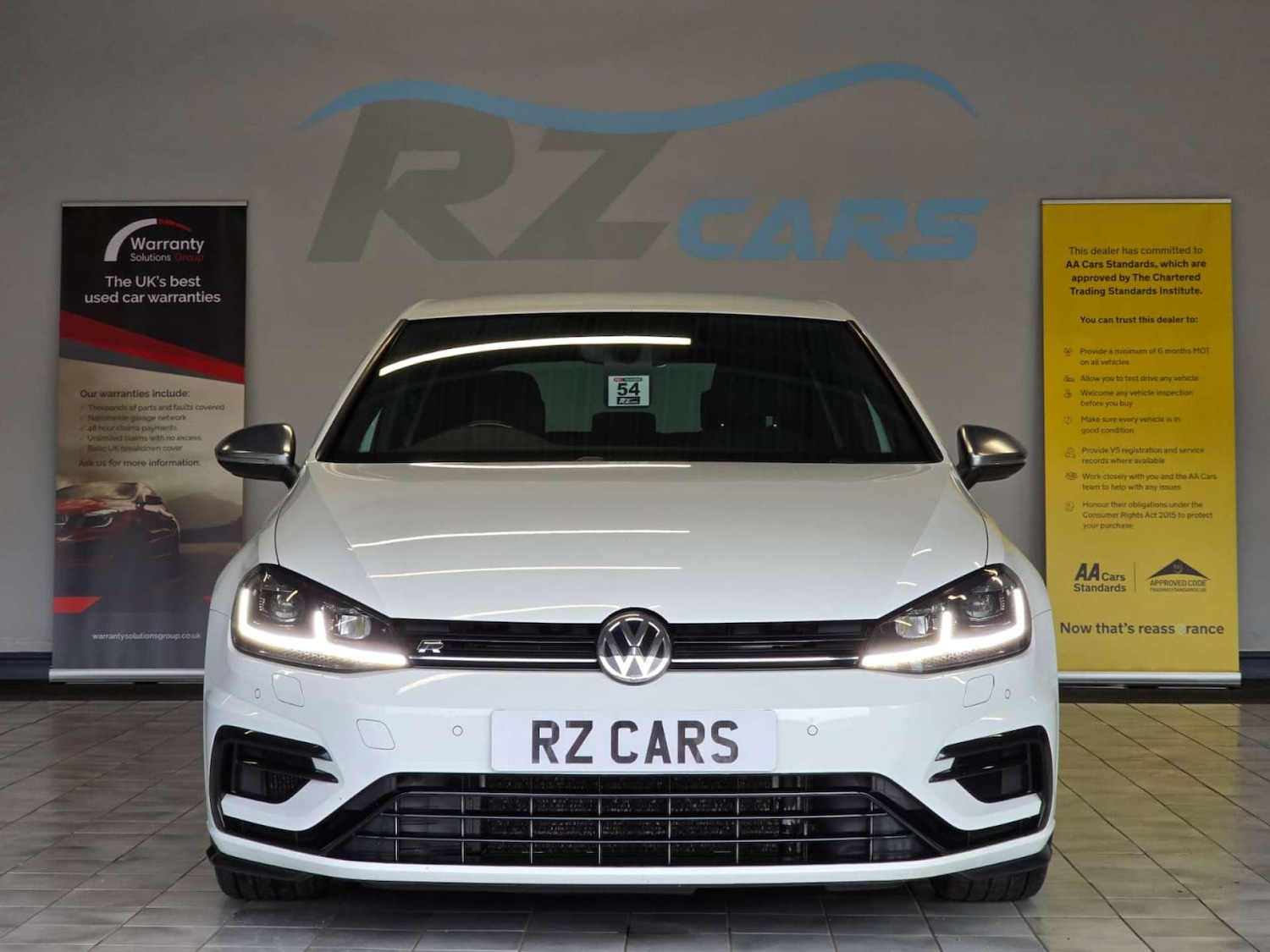 Used Volkswagen Golf 2018 for sale - 77906913: Photo 2