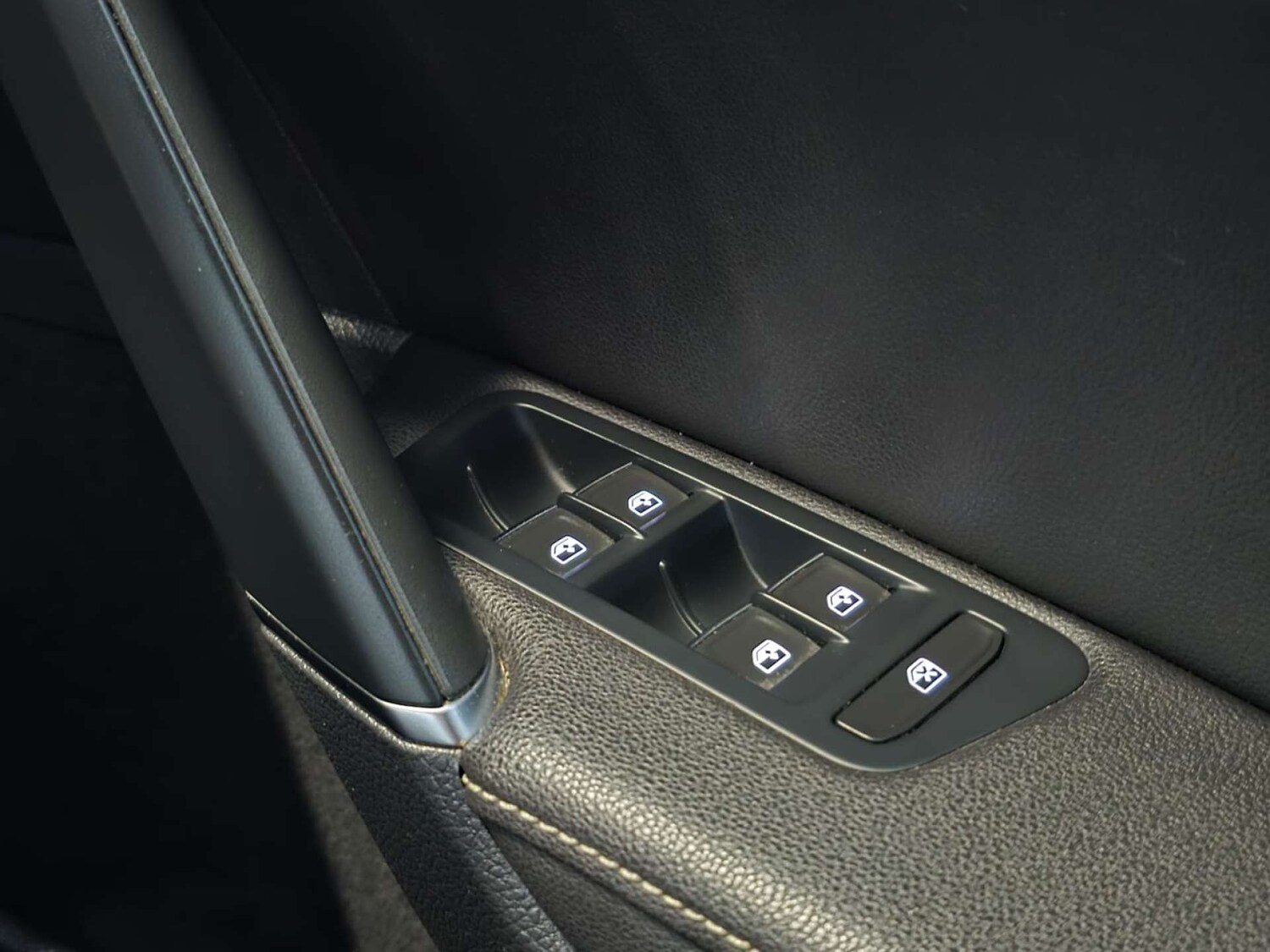 Used Volkswagen Golf 2018 for sale - 77906913: Photo 29