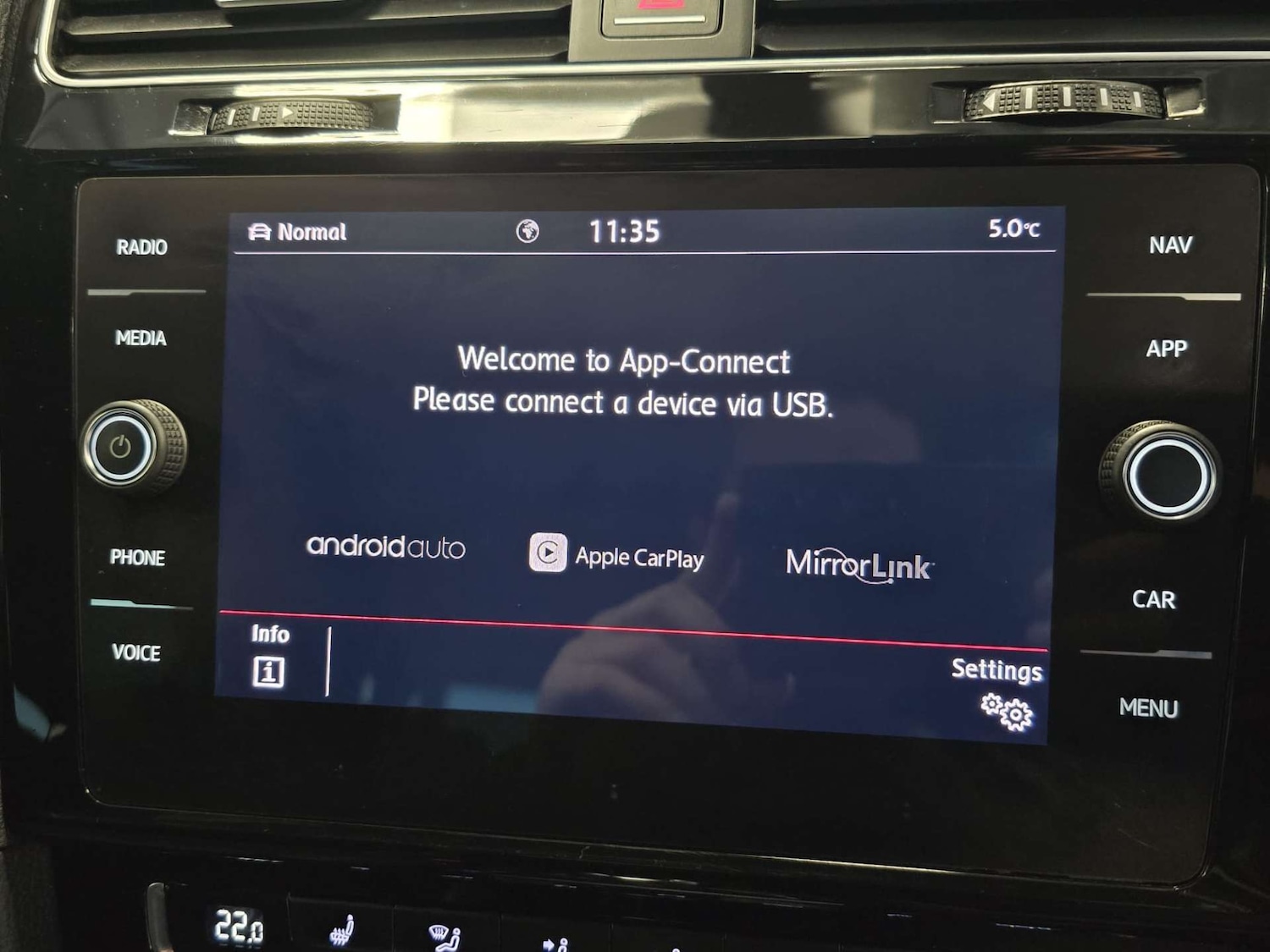 Used Volkswagen Golf 2018 for sale - 77319060: Photo 33