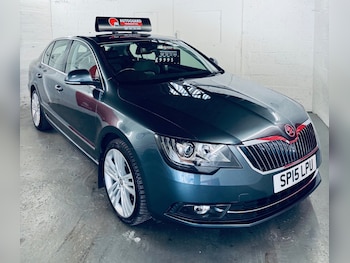 Used Skoda Superb 2015 for sale - 76038573: Photo