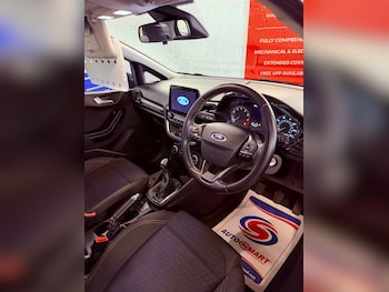 Used Ford Fiesta 2018 for sale - 78054428: Photo